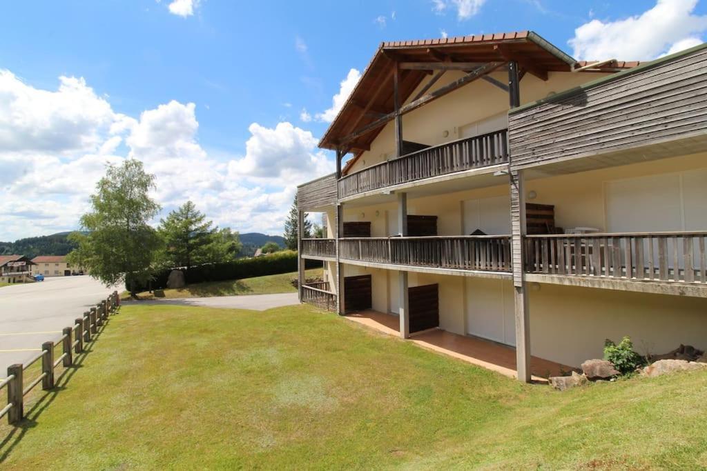 Le Petit Bonhomme De Neige Apartment Gerardmer Exterior photo